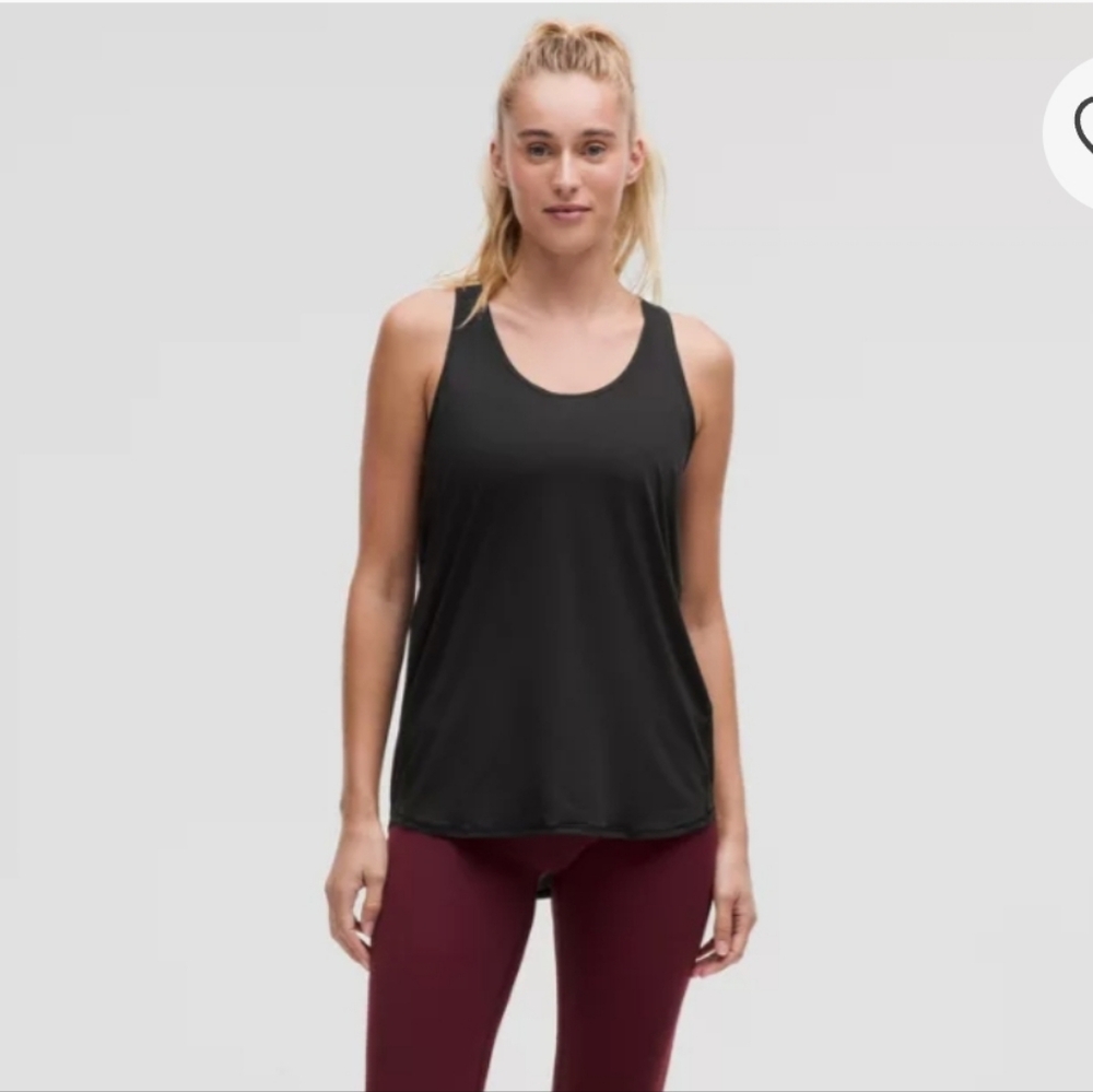 *NEW* Lululemon Women's Essential Tank Top Pleated Size 12